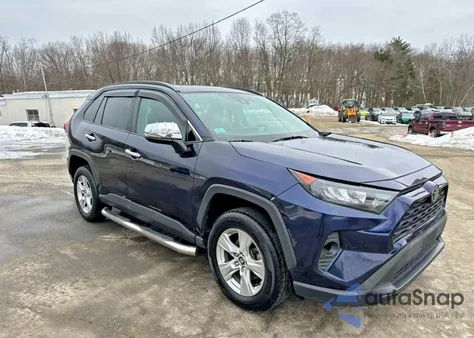 2019 Toyota Rav4 Xle from USA, damaged, VIN 2T3W1RFV5KC009615
